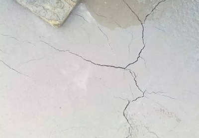 建筑裂縫形成原因與特征分析
